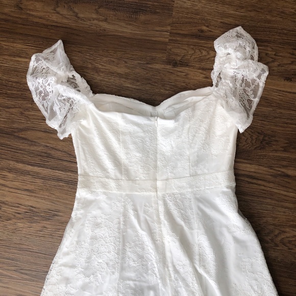 Astr Poppy Off Shoulder Lace Bustier Dress - Picture 7 of 8